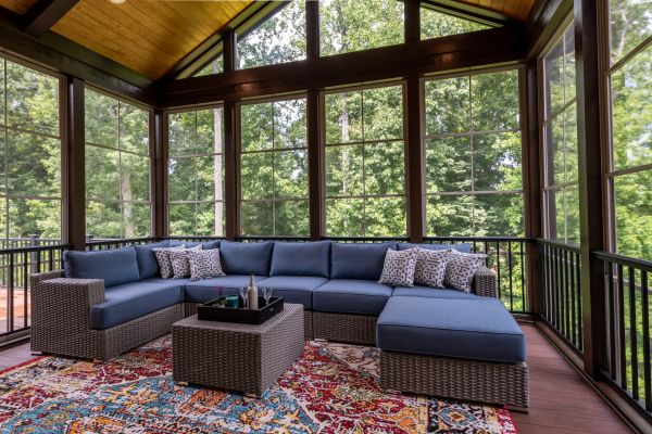 Enclosed Deck Installation